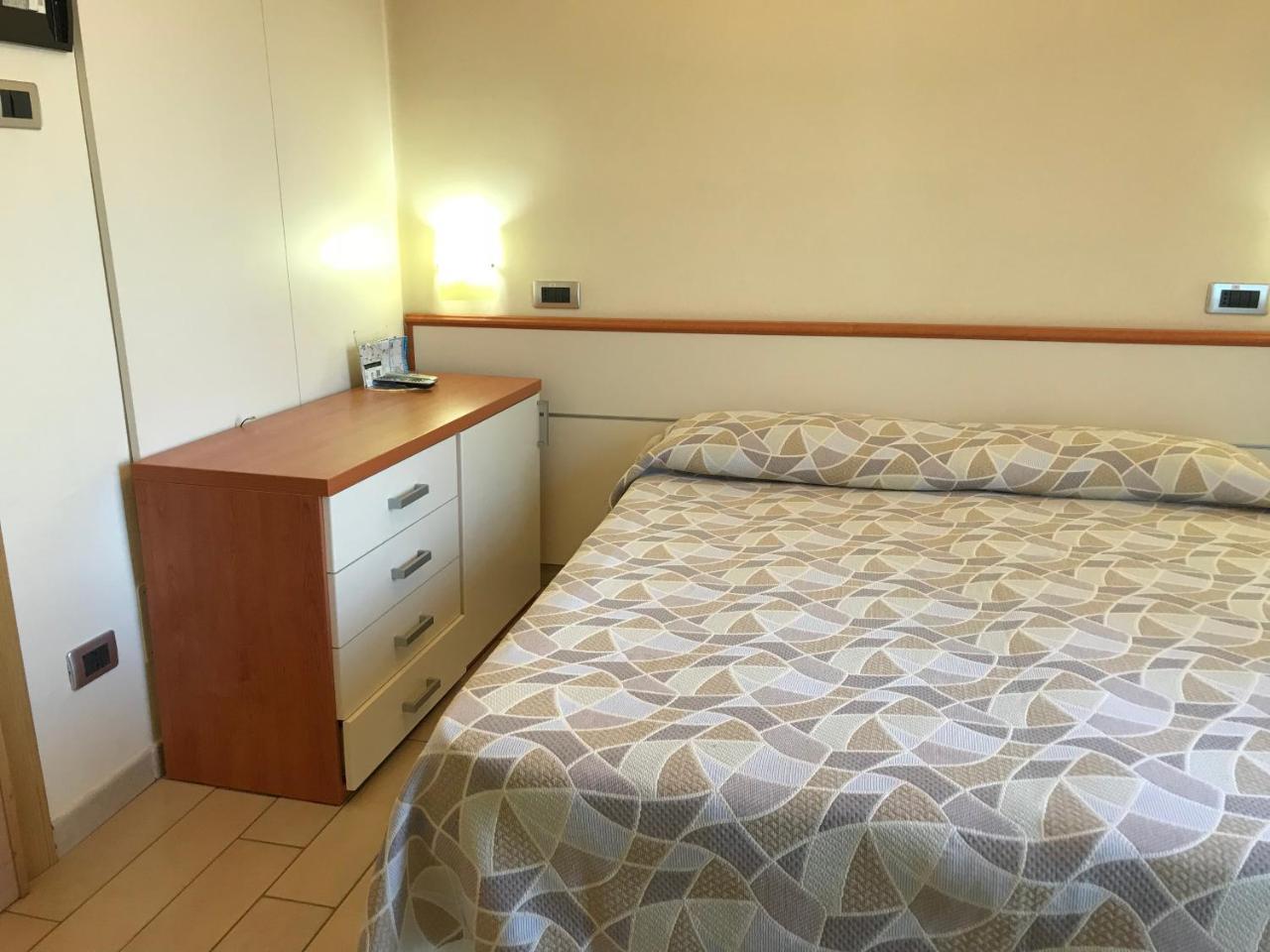 Hotel San Luca ロッサーノ エクステリア 写真
